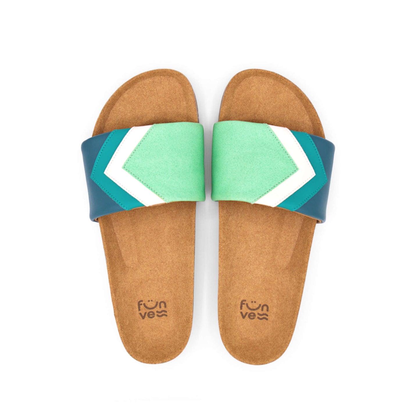 Grüne Sandalen, vegan mit Fußbett, Farben Mint, Weiß, Ocean, Petrol, Marke Fünve, Modell Cucumber, Vogelperspektive