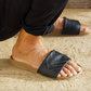 Schwarze Sandalen mit Fußbett, bequem, vegan, fair umweltfreundlich; Kork; veganes Leder