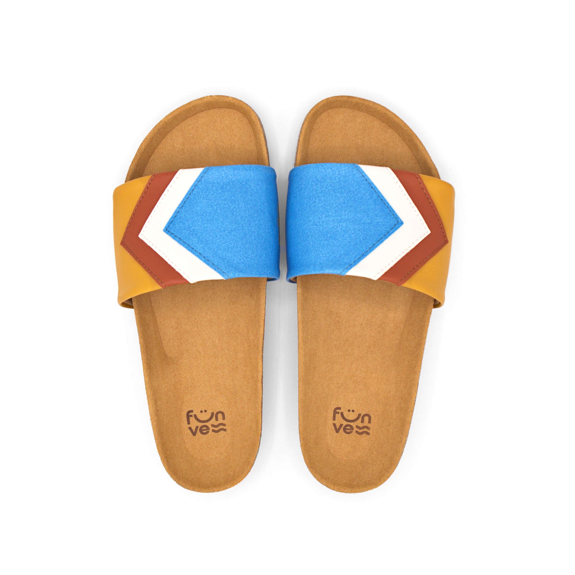 Blaue Sandalen, vegan mit Fußbett, Farben Azur, Weiß, Rust, Senf; Marke Fünve, Modell Sky, Birdseye